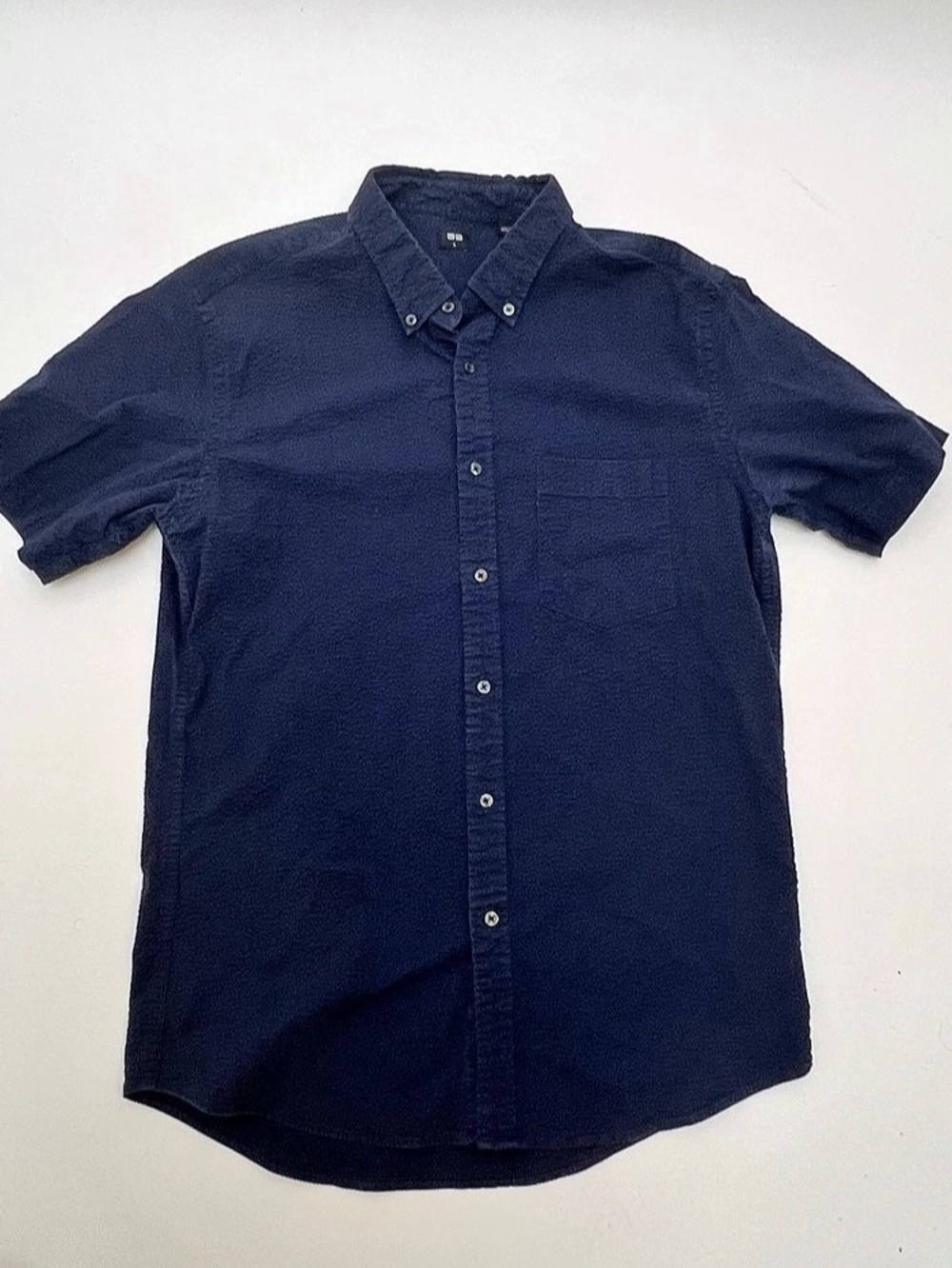 UNIQLO Men Seersucker Short Sleeve Button Down Shirt Blue Large